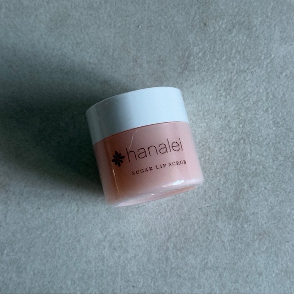 Hanalei Sugar Lip Scrub 22g - Hydrating Exfoliator